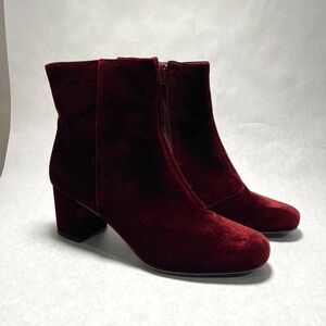 Naturalizer Maroon Velvet bootie US 10M